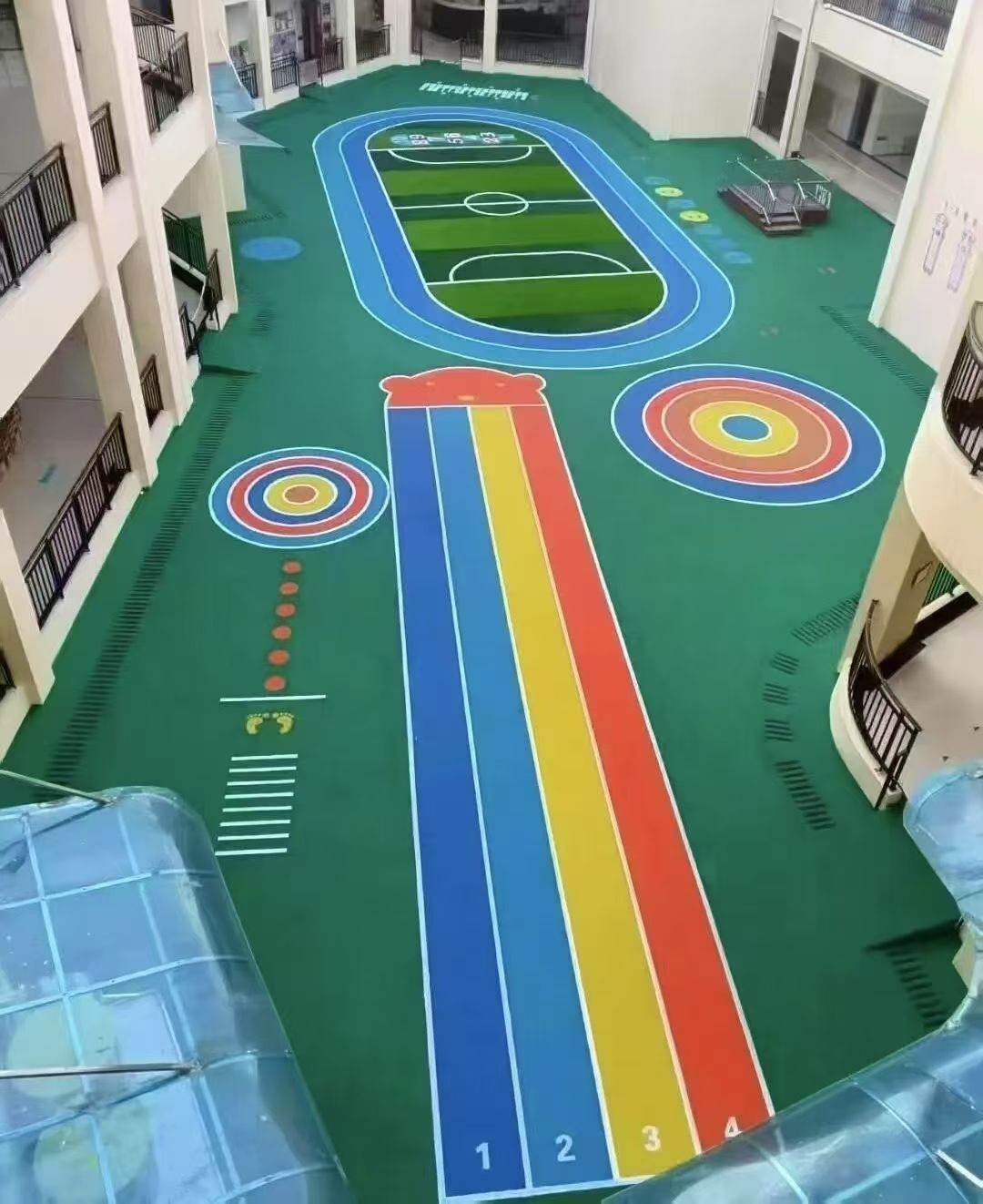 【南宁市】混合型塑胶跑道口碑好的专业厂家，品质可靠服务优秀